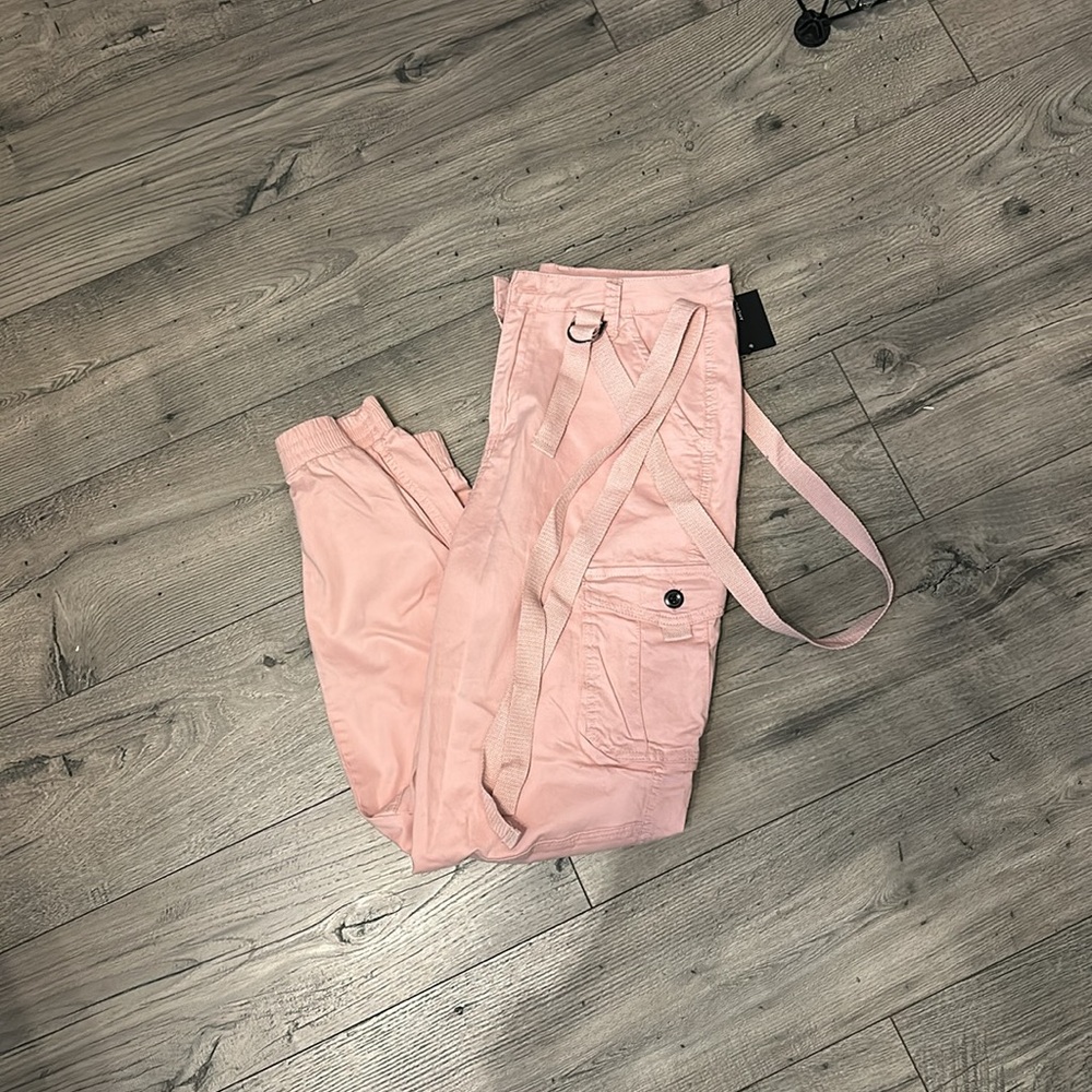 Pink cargo joggers with ties. - Picture 5 of 5